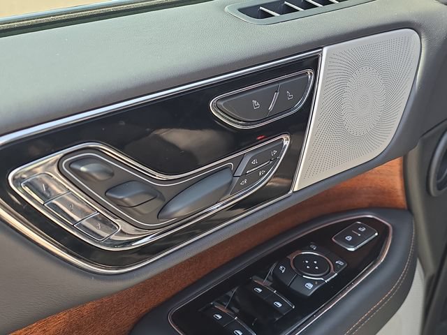 Used 2023 Lincoln Navigator L Black Label AWD/4WD image 10