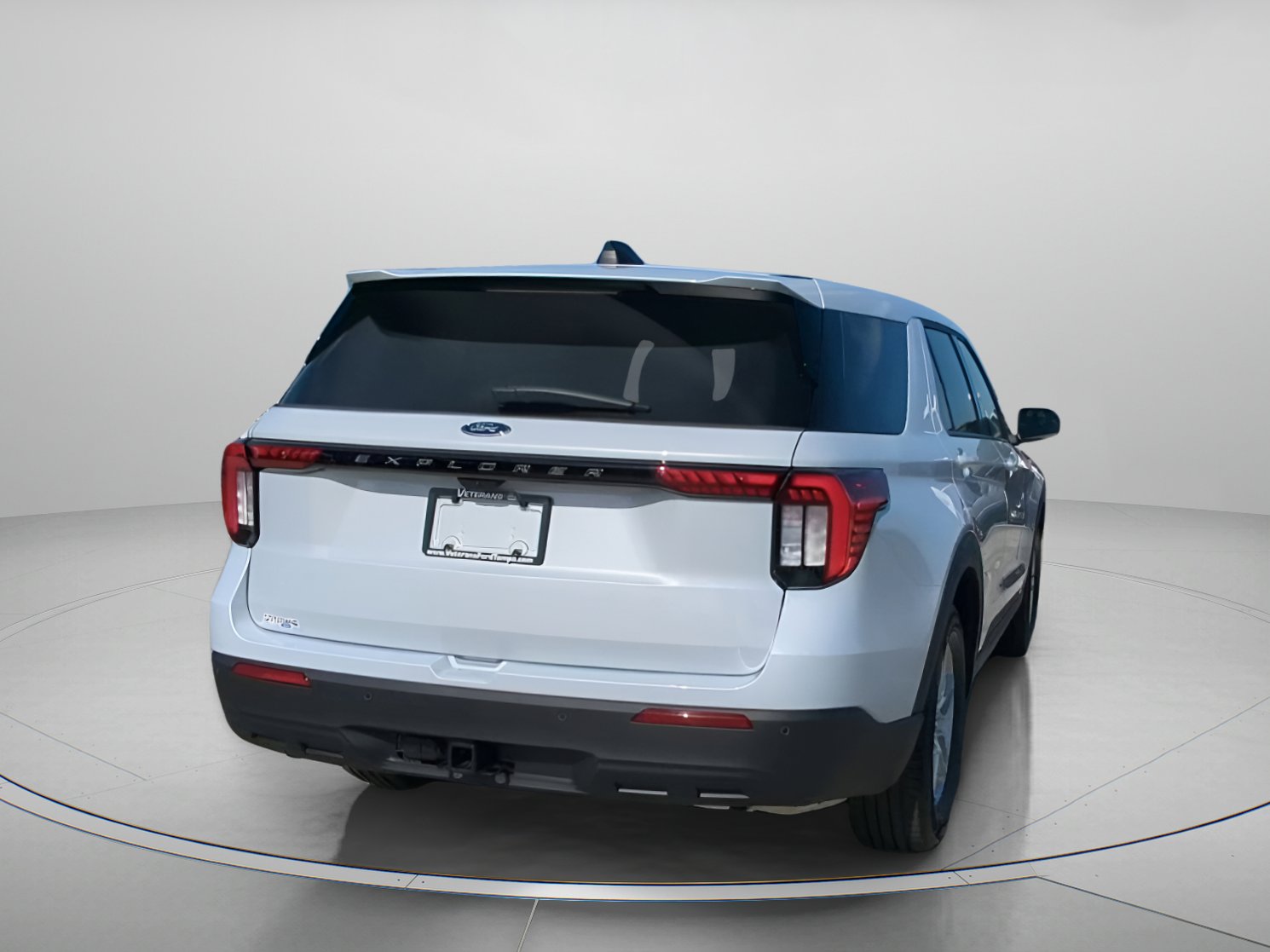 New 2026 Ford Explorer Active RWD image 28