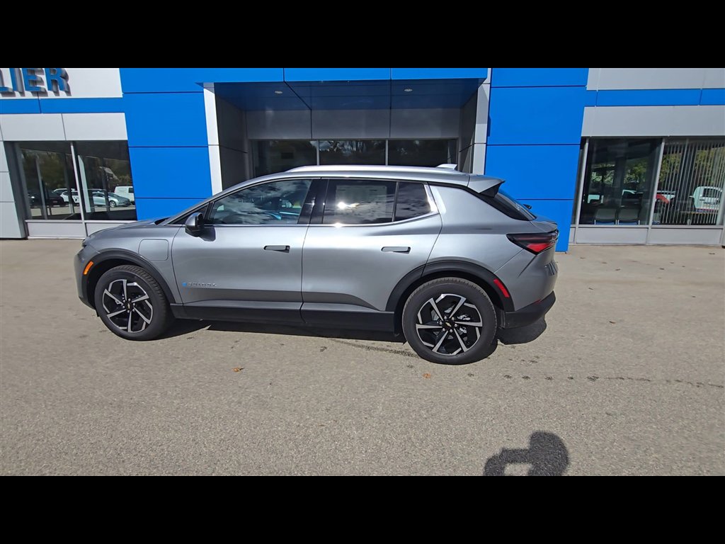 New 2026 Chevrolet Equinox EV LT image 6