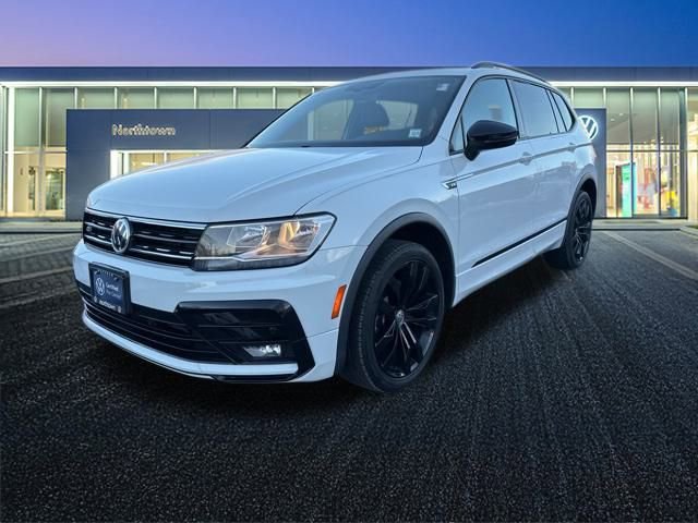 Used 2021 Volkswagen Tiguan SE R-Line w/ 3rd Row Seat Package image 8