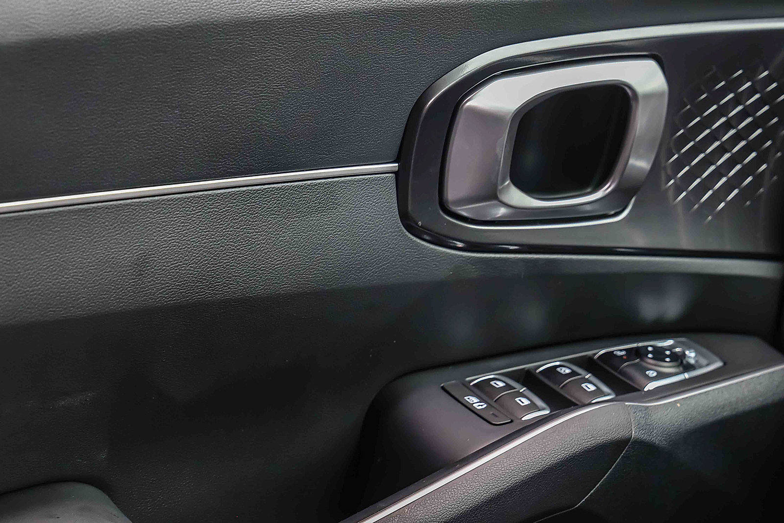 Certified 2026 Kia Sorento S FWD image 15