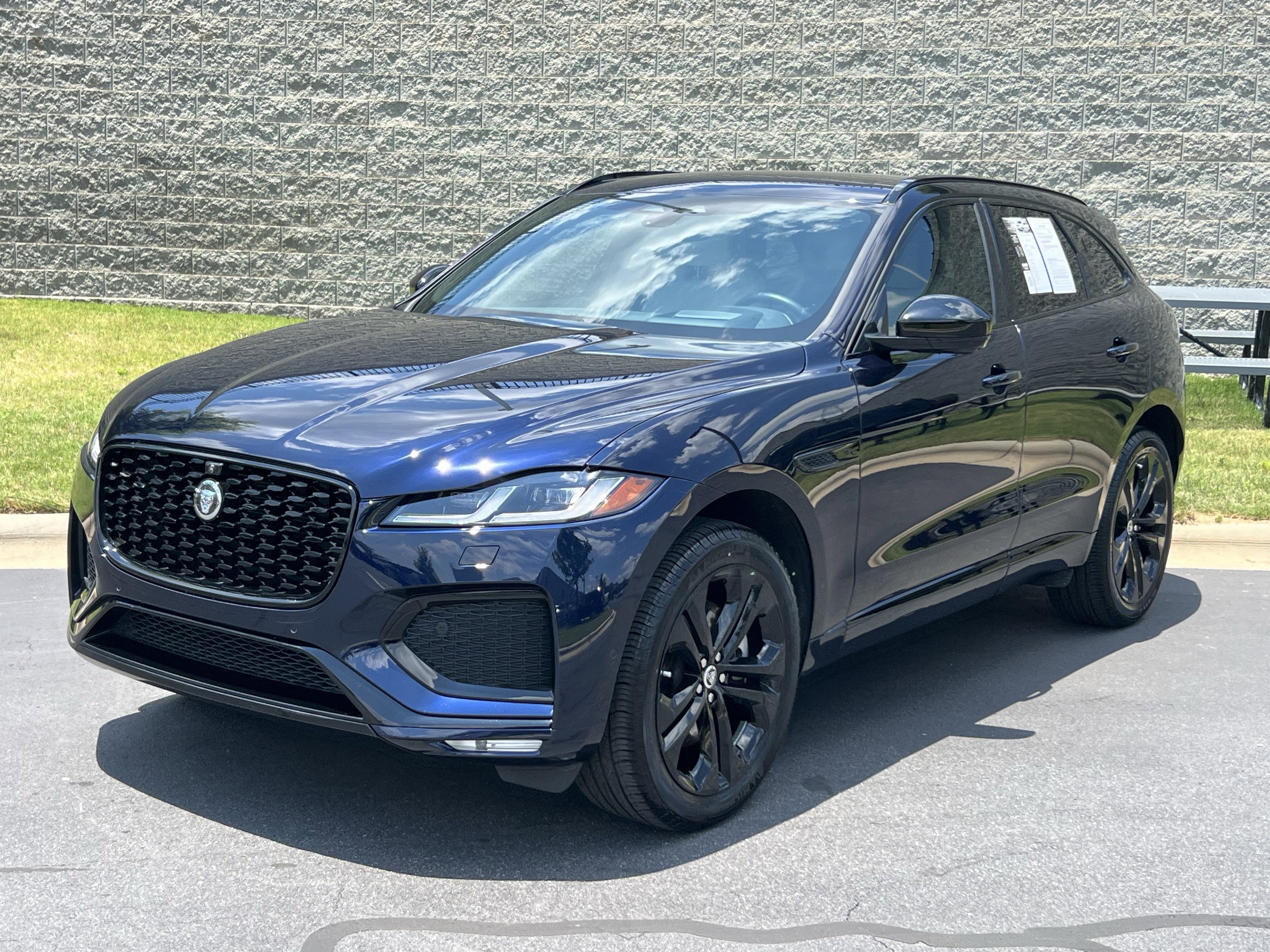 Used 2026 Jaguar F-PACE R-Dynamic S AWD/4WD image 2