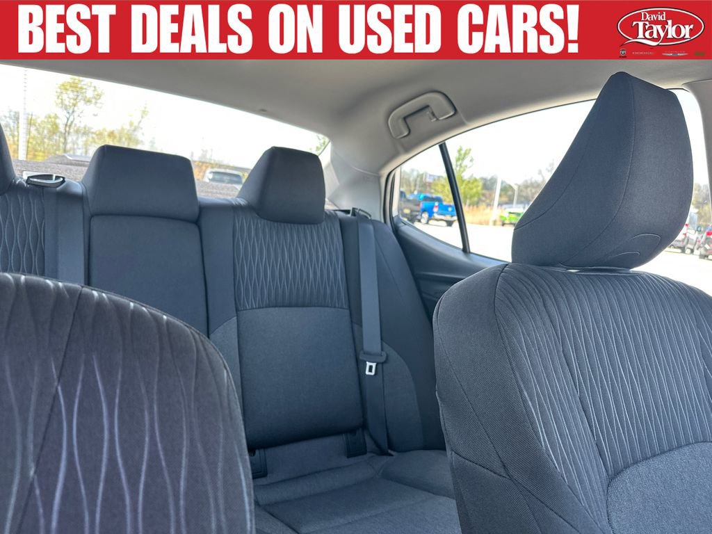 Used 2025 Toyota Camry LE FWD image 28