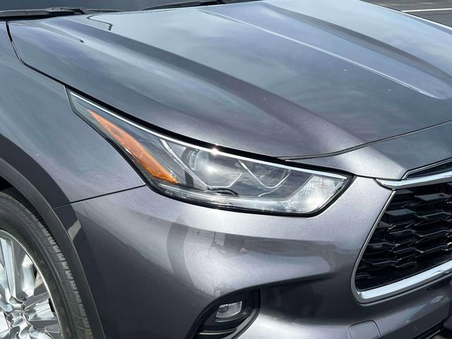 Used 2023 Toyota Highlander Limited AWD/4WD image 8