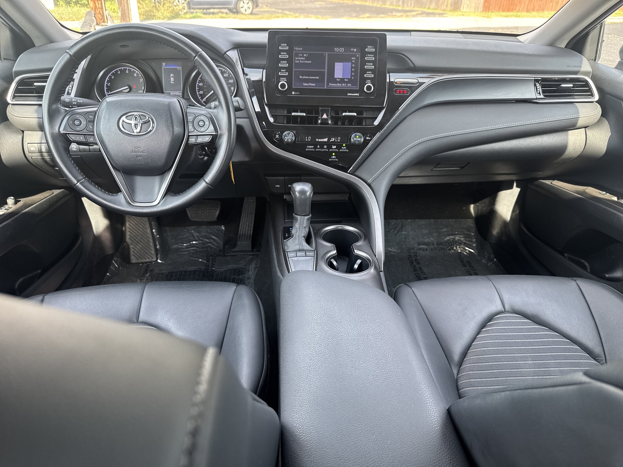 Used 2024 Toyota Camry SE FWD image 10