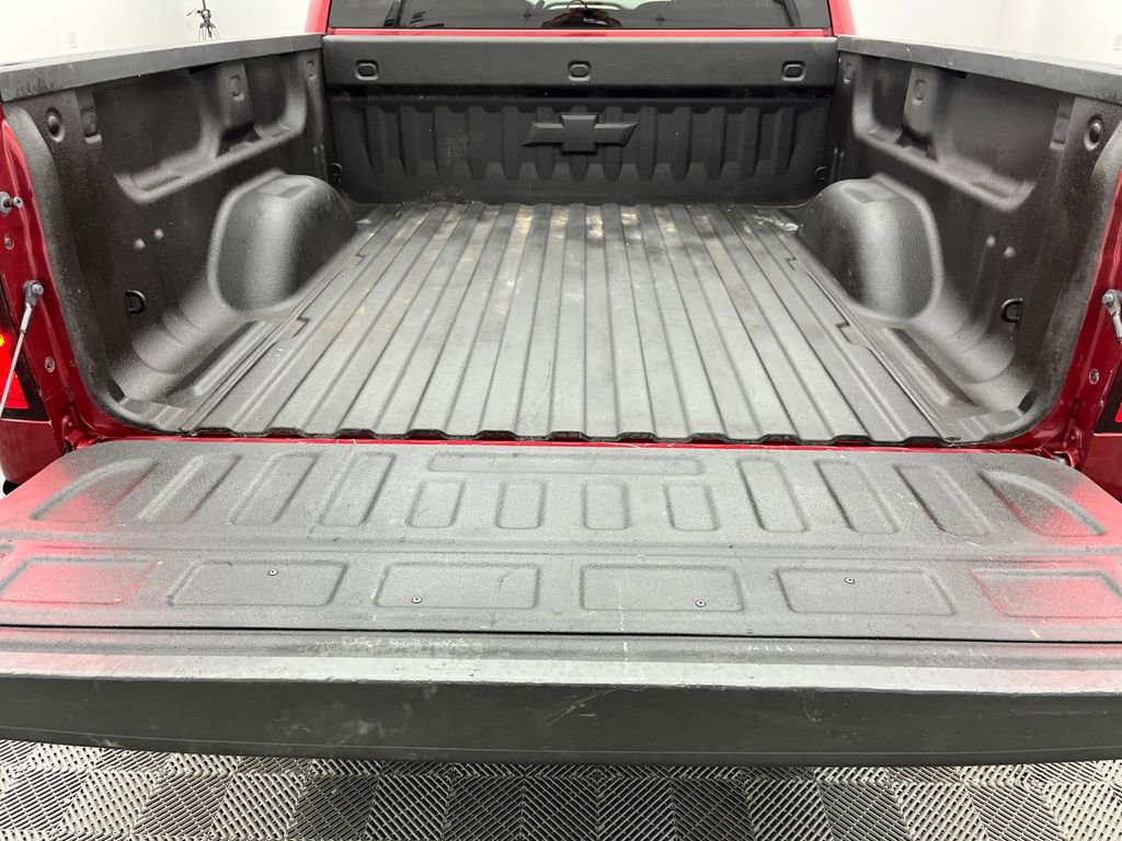 Used 2018 Chevrolet Silverado 1500 LT w/ All Star Edition image 12