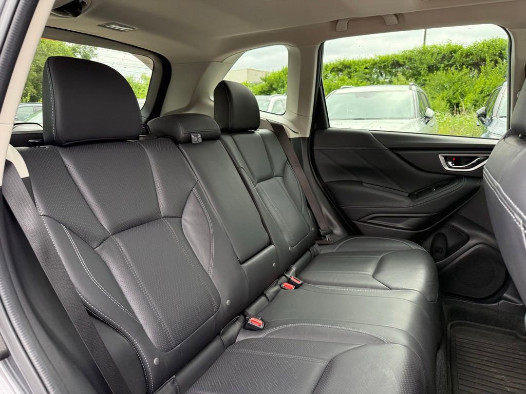 Used 2020 Subaru Forester Limited AWD/4WD image 18