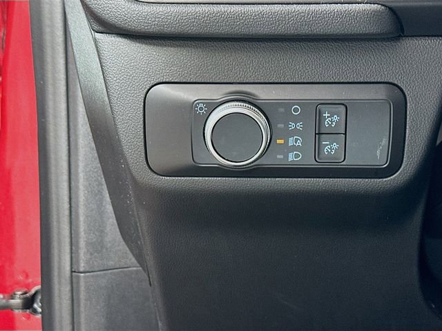 Used 2020 Ford Escape SE FWD image 10