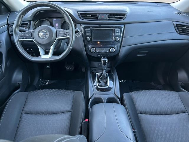 Used 2018 Nissan Rogue SV image 10