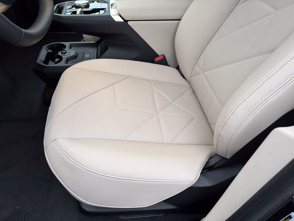 Used 2026 BMW iX xDrive45 image 16