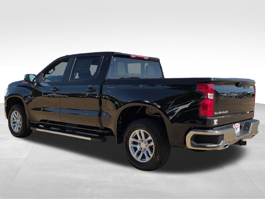 New 2026 Chevrolet Silverado 1500 LT w/ Z71 Off-Road Package AWD/4WD image 7