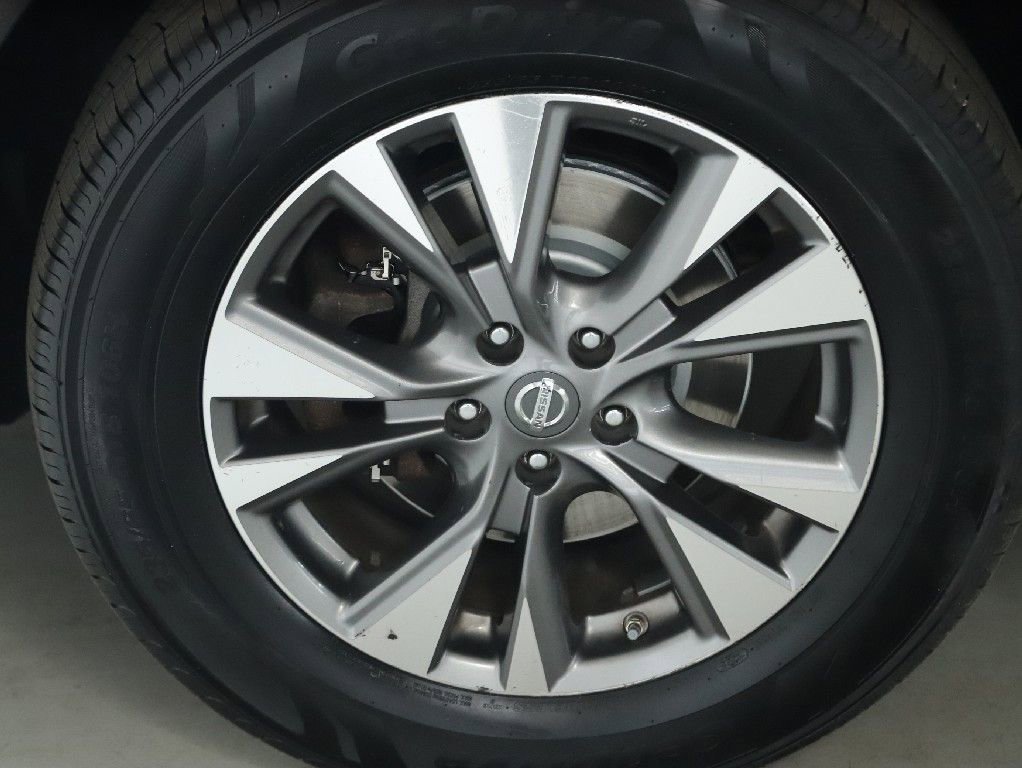 Used 2017 Nissan Murano S image 36