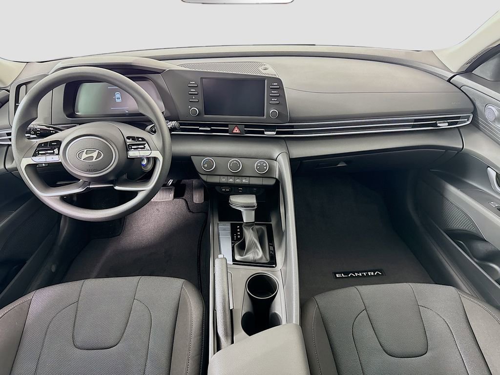 New 2026 Hyundai Elantra SE image 36