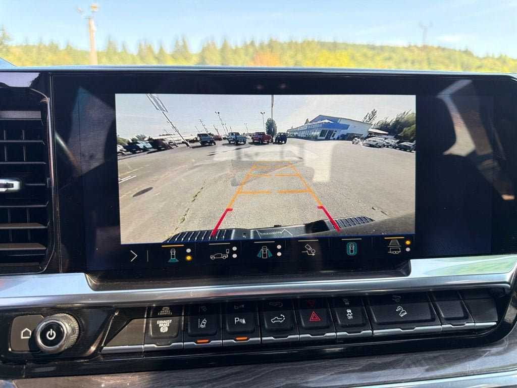 Used 2024 Chevrolet Silverado 3500 LTZ w/ LTZ Plus Package AWD/4WD image 14
