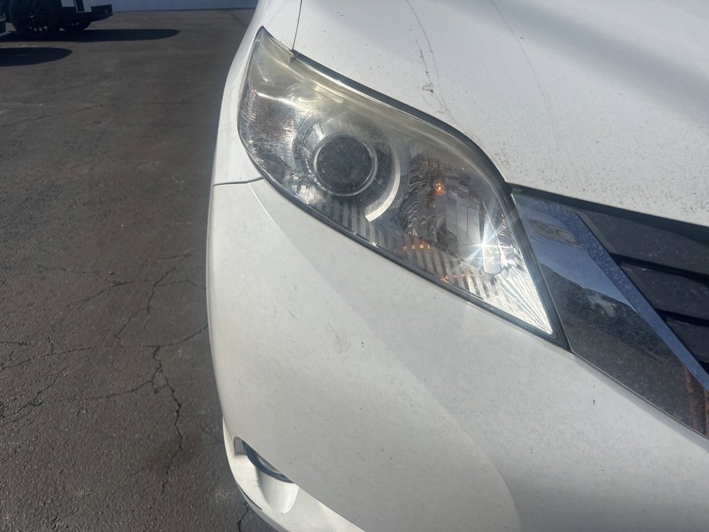 Used 2012 Toyota Sienna image 11