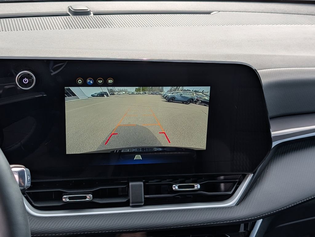 Used 2025 Chevrolet Equinox LT image 27