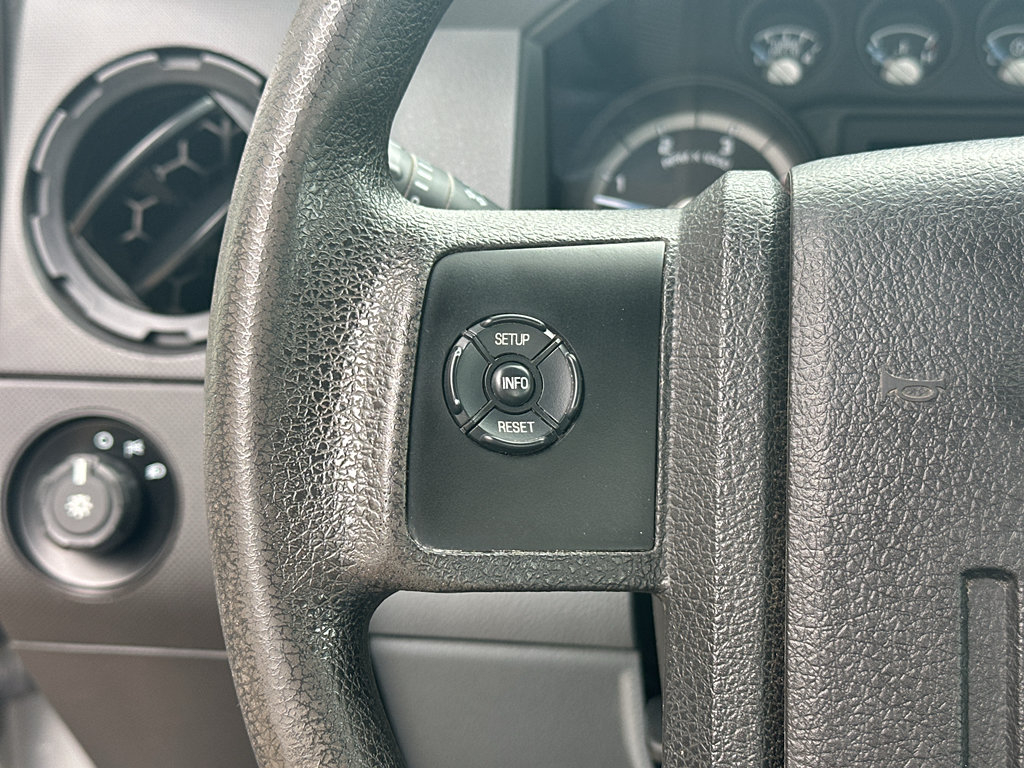 Used 2015 Ford F250 XL w/ Power Equipment Group AWD/4WD image 16