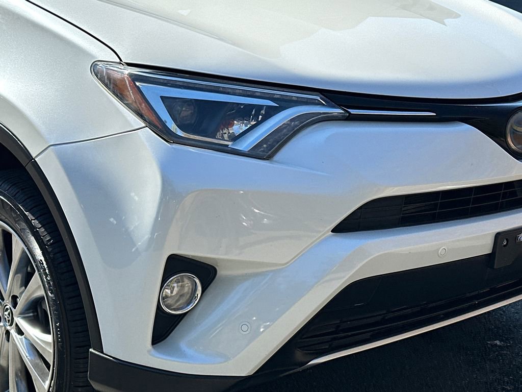 Used 2016 Toyota RAV4 Limited w/ Advanced Technology Package image 10