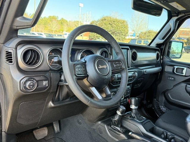 Used 2023 Jeep Gladiator Willys image 15