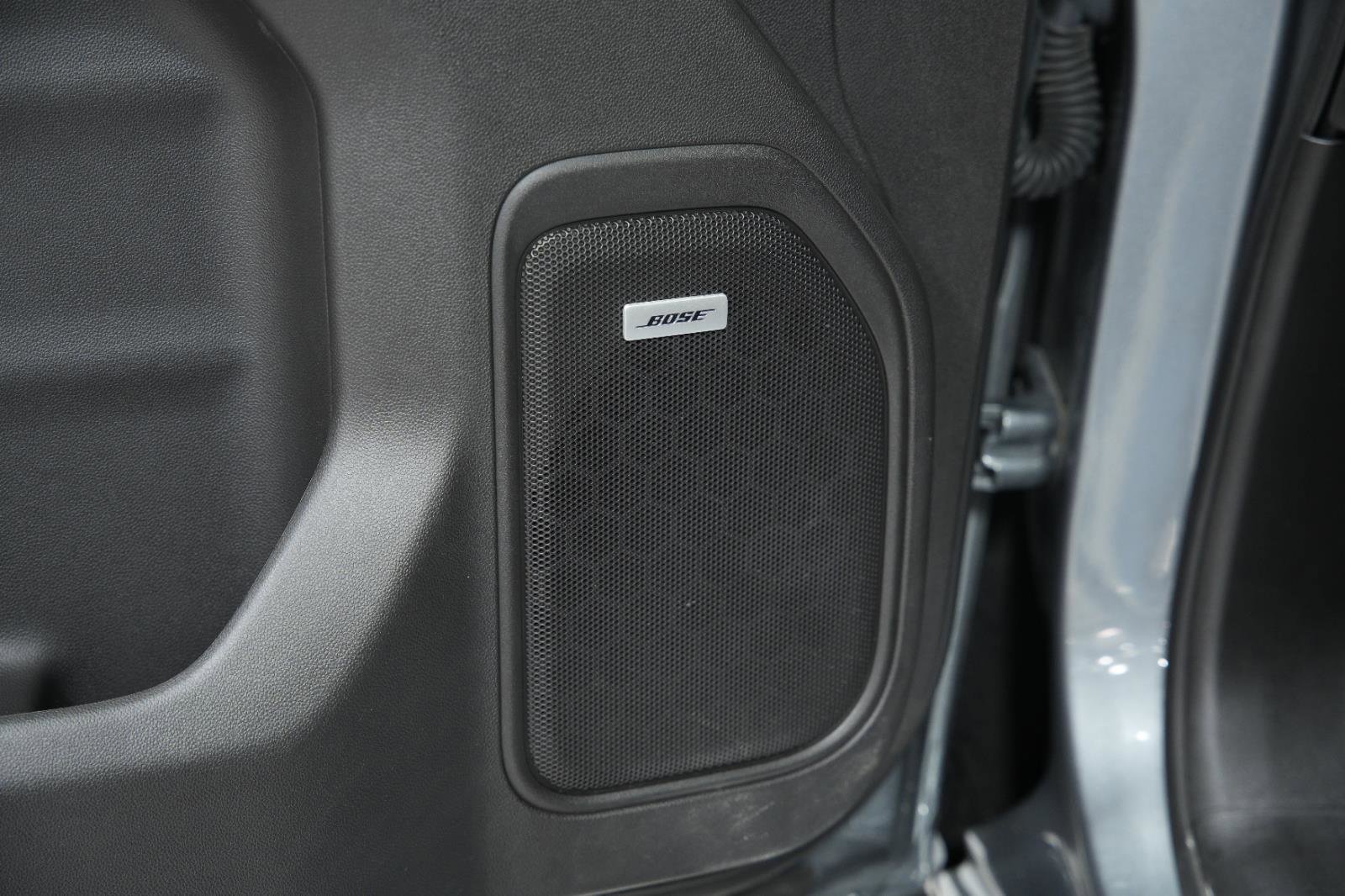 Used 2020 GMC Sierra 1500 SLT w/ SLT Premium Plus Package image 26