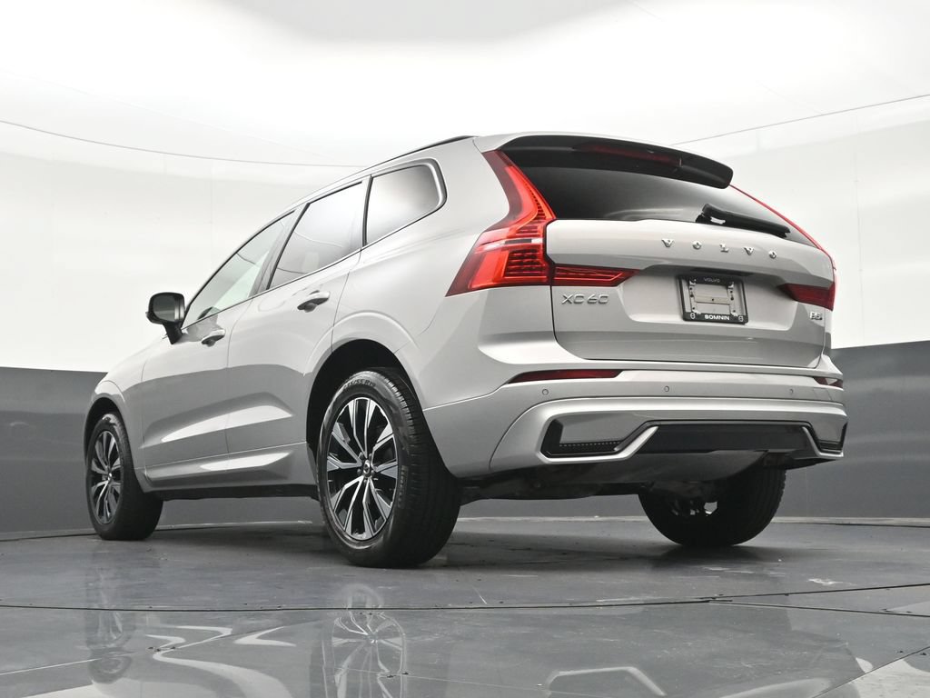 Certified 2024 Volvo XC60 B5 Core AWD/4WD image 29