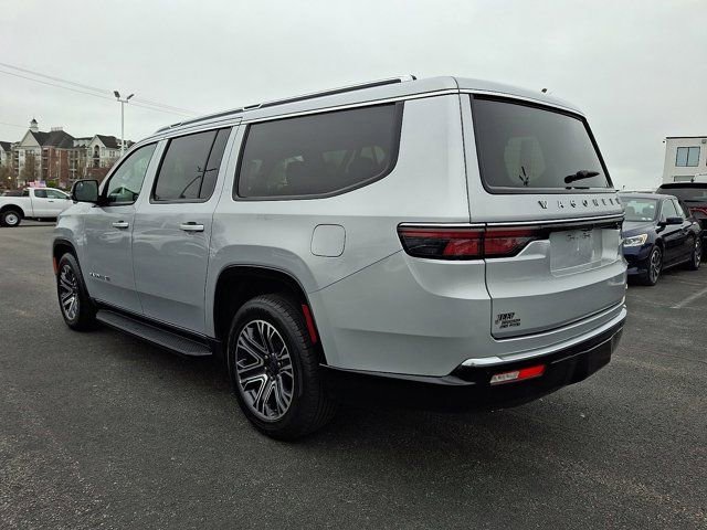 Certified 2024 Jeep Wagoneer L Series II w/ Flexible Seating Group image 4