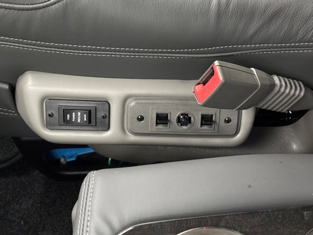 New 2026 GMC Savana 2500 Extended w/ Driver Convenience Package RWD image 39