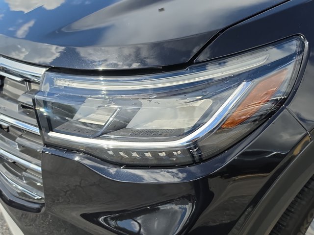 Certified 2025 Ford Explorer Active w/ Active Comfort Package RWD image 11