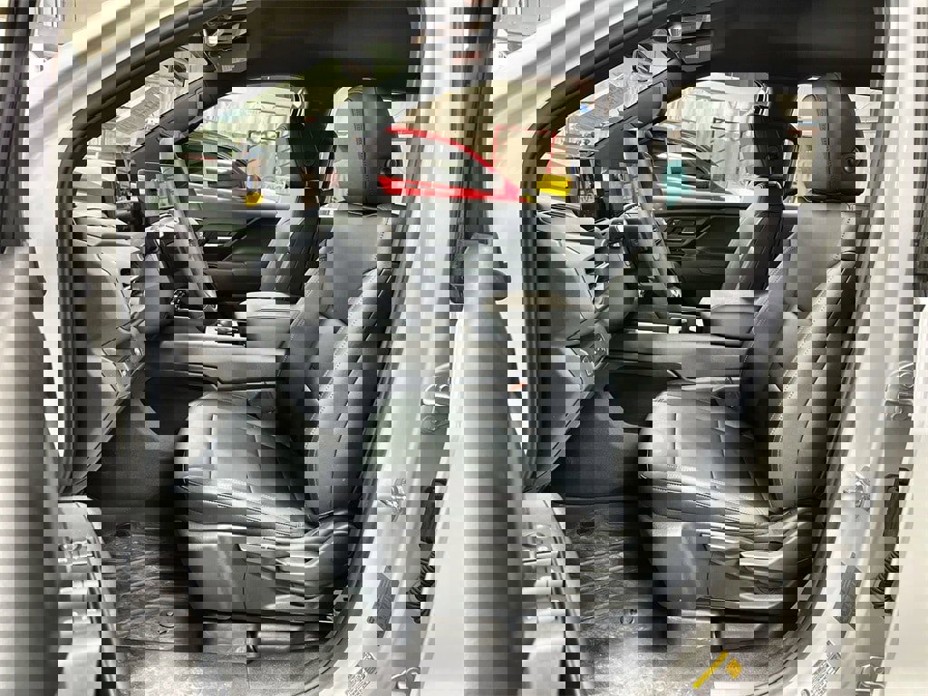 Used 2025 Chevrolet Silverado EV W/T image 11