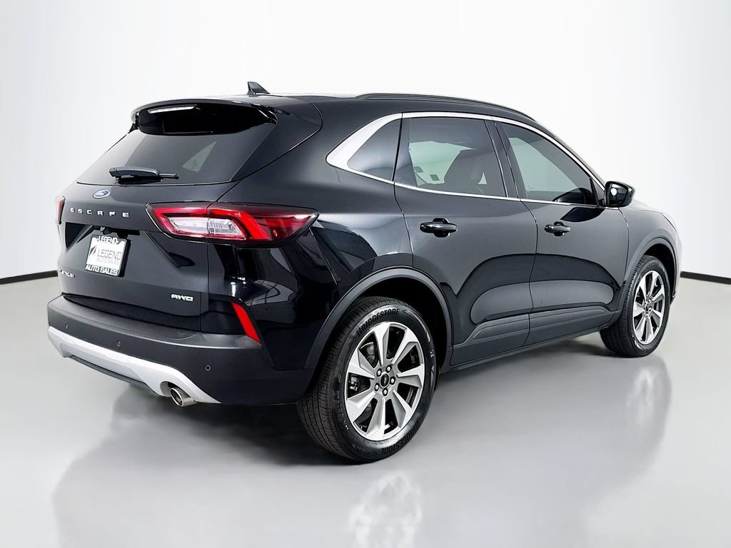 Used 2025 Ford Escape Platinum AWD/4WD image 6