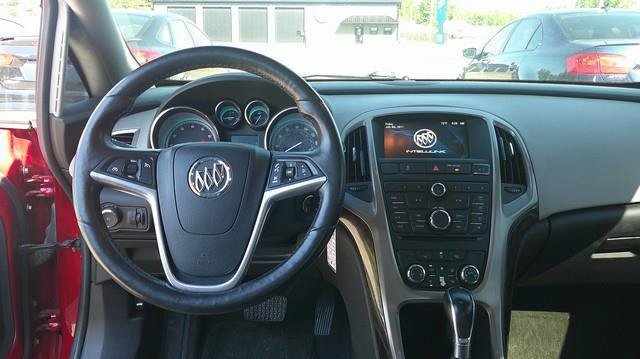 Used 2012 Buick Verano FWD image 10