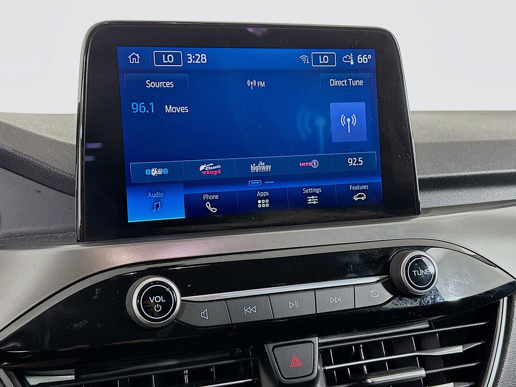 Used 2025 Ford Escape Active AWD/4WD image 21