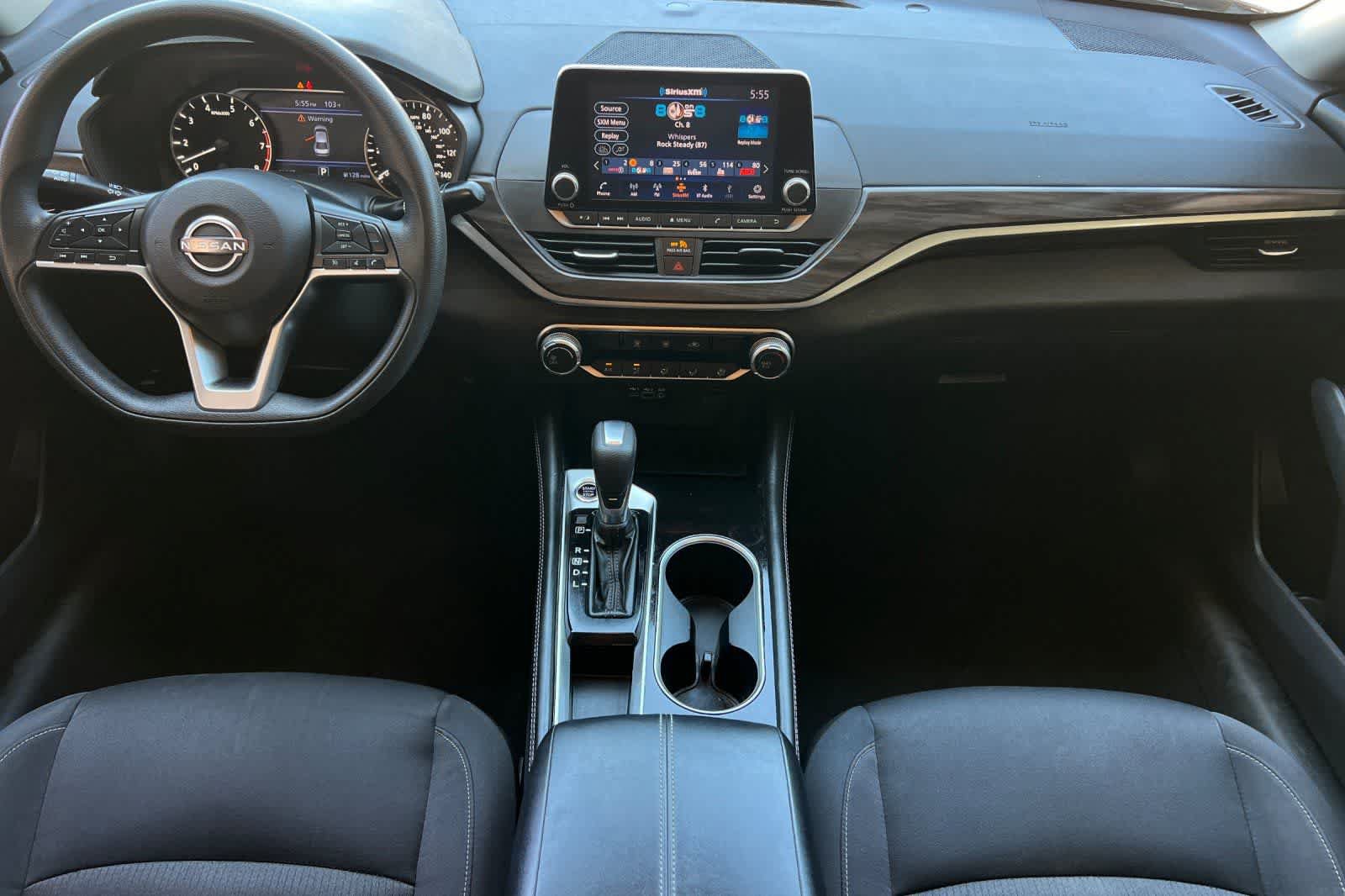 Used 2023 Nissan Altima 2.5 SV FWD image 4