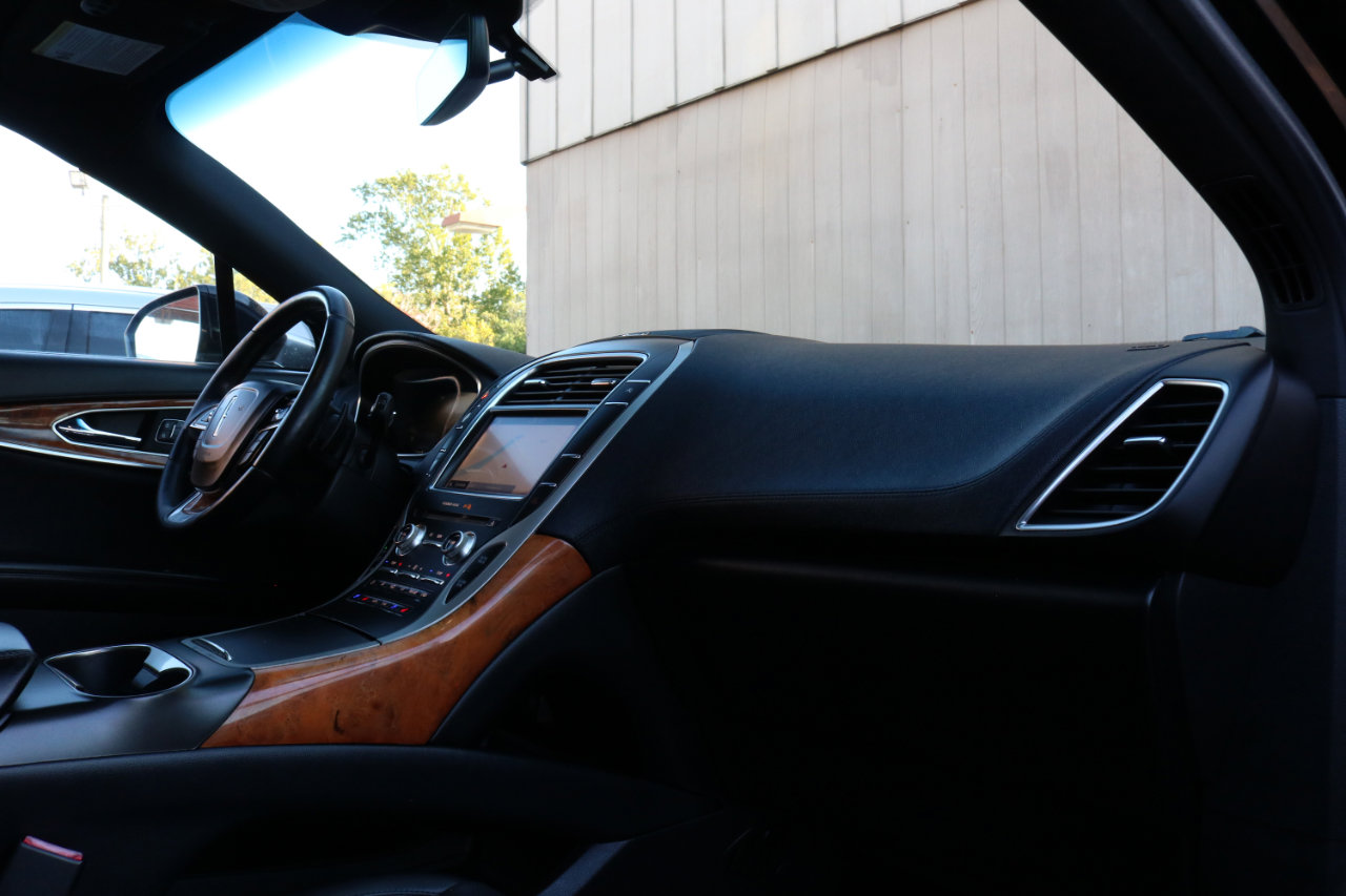 Used 2019 Lincoln Nautilus Reserve image 44