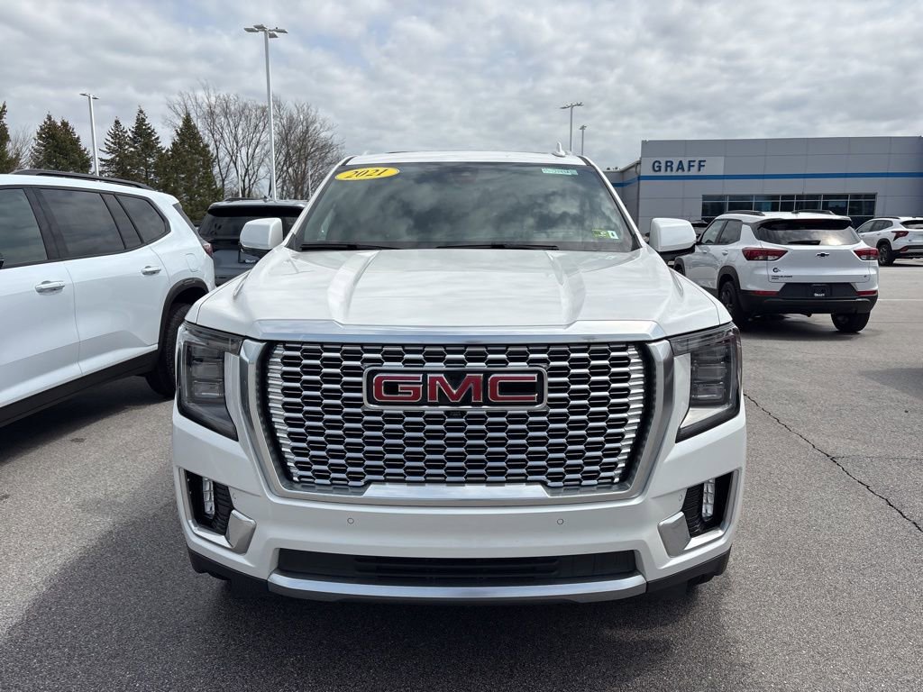 Used 2021 GMC Yukon Denali AWD/4WD image 2