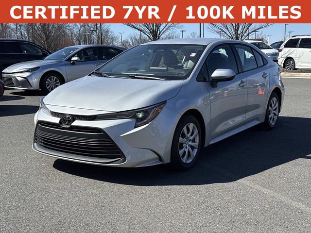 Used 2025 Toyota Corolla LE image 5