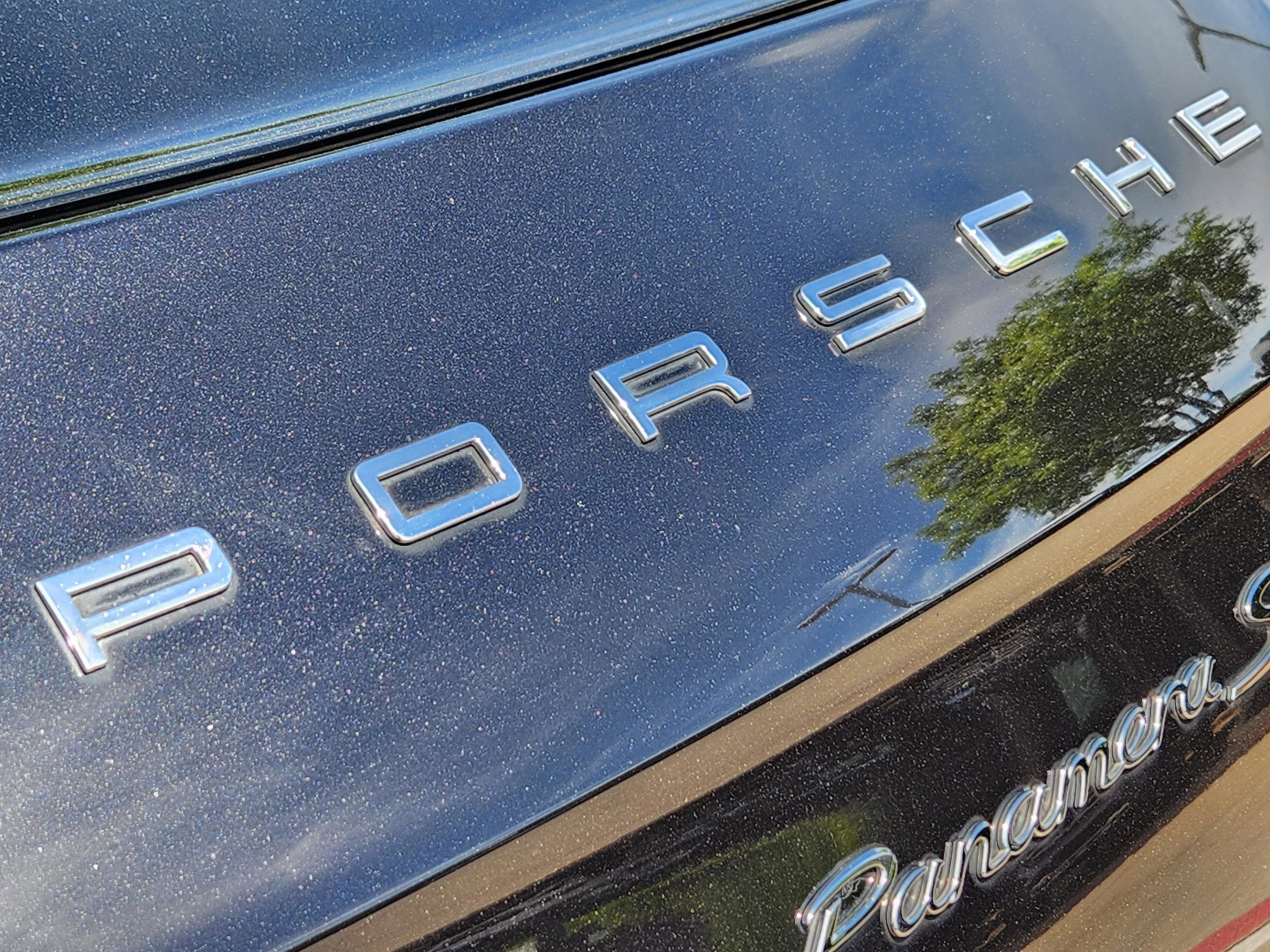 Used 2015 Porsche Panamera S image 30