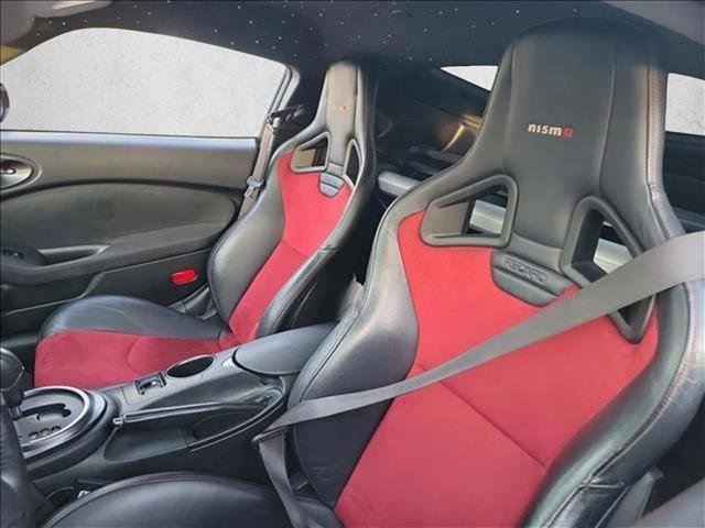 Used 2020 Nissan 370Z NISMO RWD image 15