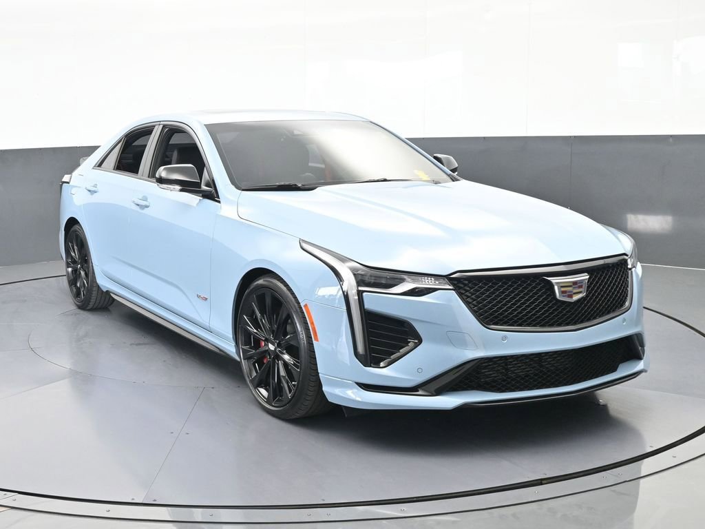 Used 2025 Cadillac CT4 V RWD image 9