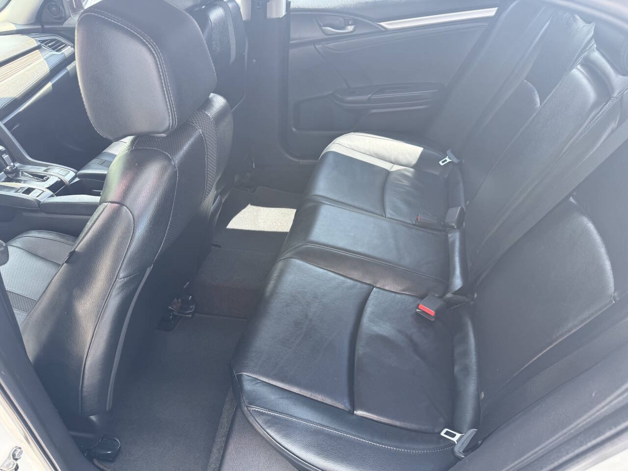 Used 2020 Honda Civic EX-L image 16