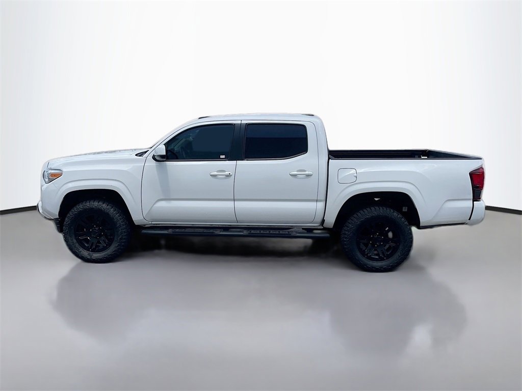 Used 2022 Toyota Tacoma SR w/ SR Convenience Package image 4