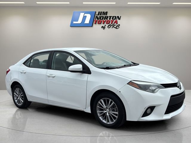 Used 2014 Toyota Corolla LE FWD image 3