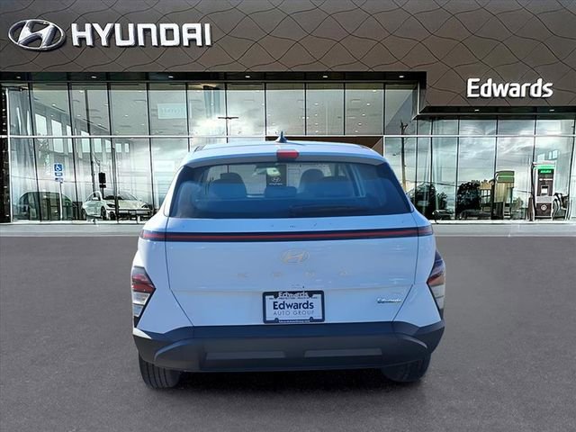 New 2026 Hyundai Kona SE image 6