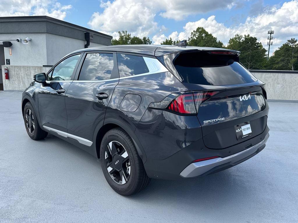 Used 2026 Kia Sportage LX w/ LX Convenience Package FWD image 5