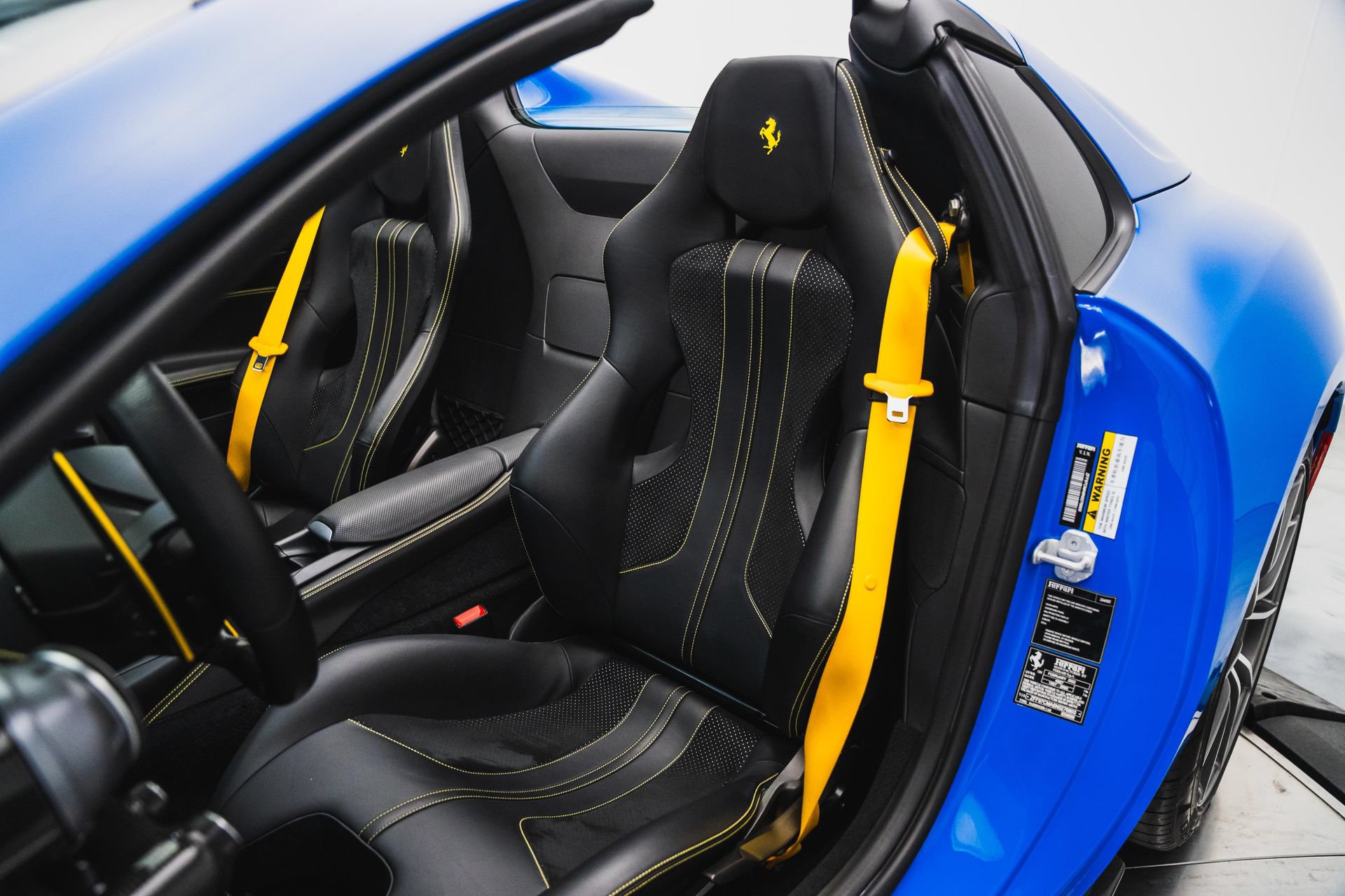 Used 2022 Ferrari 812 GTS RWD image 60