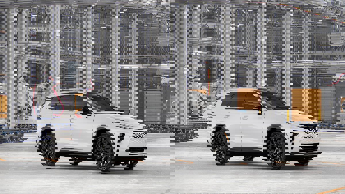 New 2026 Toyota Crown Signia AWD/4WD image 14