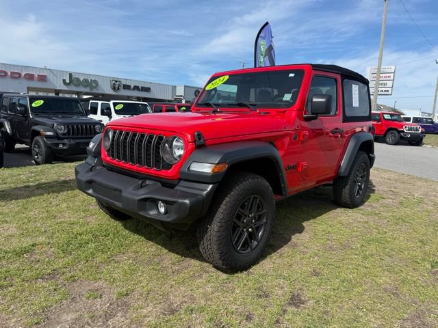 Used 2024 Jeep Wrangler Sport AWD/4WD image 3