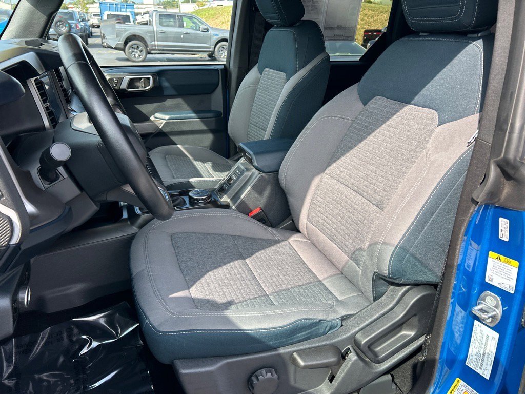 Used 2023 Ford Bronco Outer Banks image 7