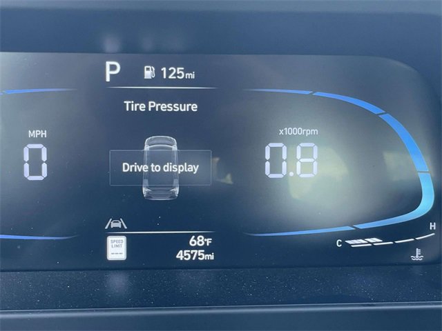 Certified 2025 Hyundai Elantra Sport image 16