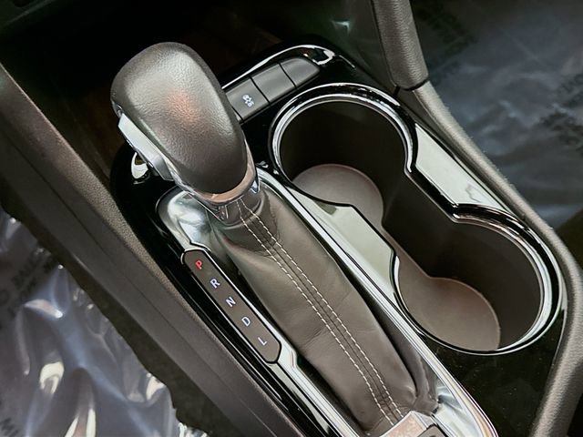 Used 2023 Buick Encore GX Select image 16